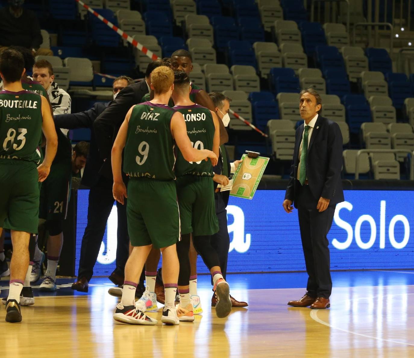 El Unicaja afrontó el encuentro con 11 profesionales 