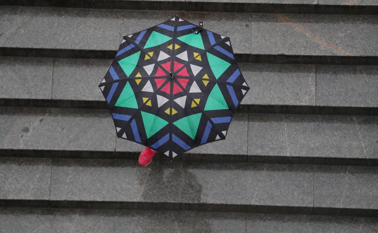 Los paraguas serán necesarios este miércoles y el jueves en Málaga. 