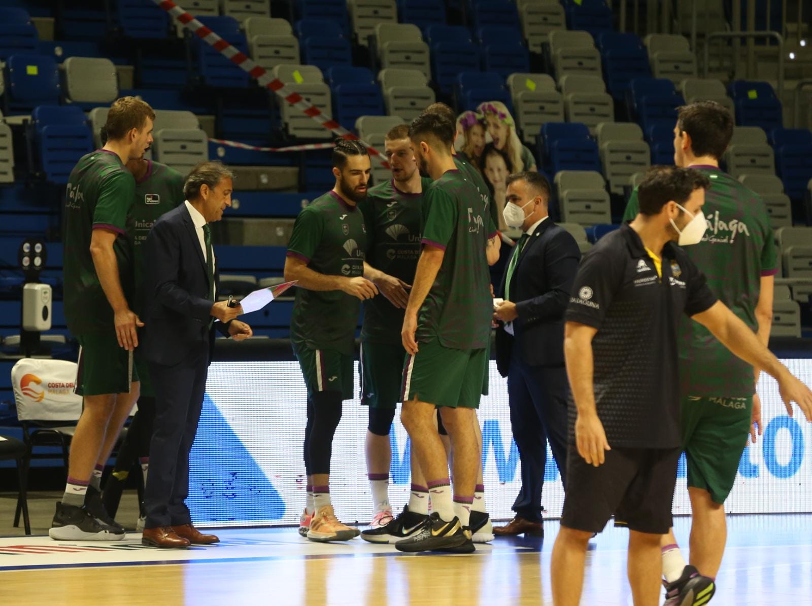 Las mejores imágenes del partido disputado en el Palacio de los Deportes José María Martín Carpena