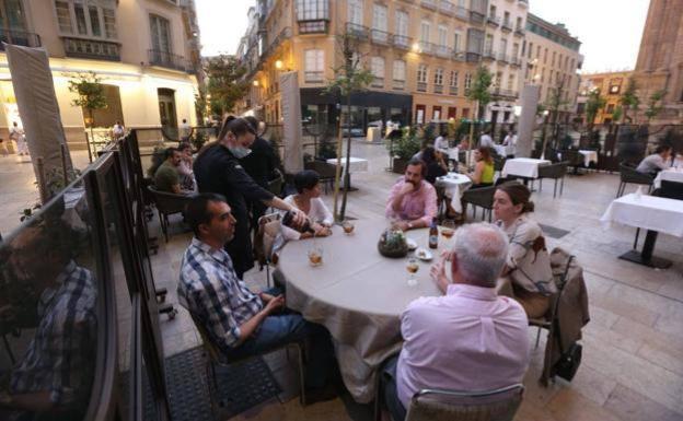 Los hoteleros creen que el toque de queda es «la puntilla» para el sector turístico en Málaga