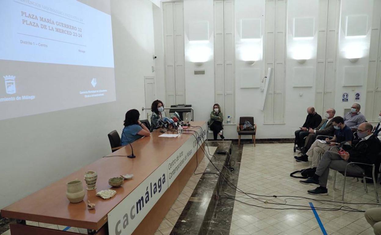 Presentación en el CAC del resultado de las excavaciones realizadas en el Astoria. 