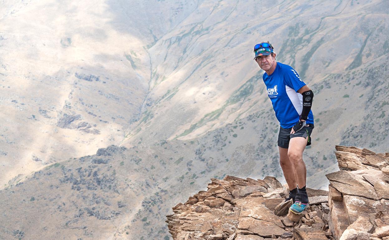 Rafael Sánchez, en una de sus rutas montañeras. 