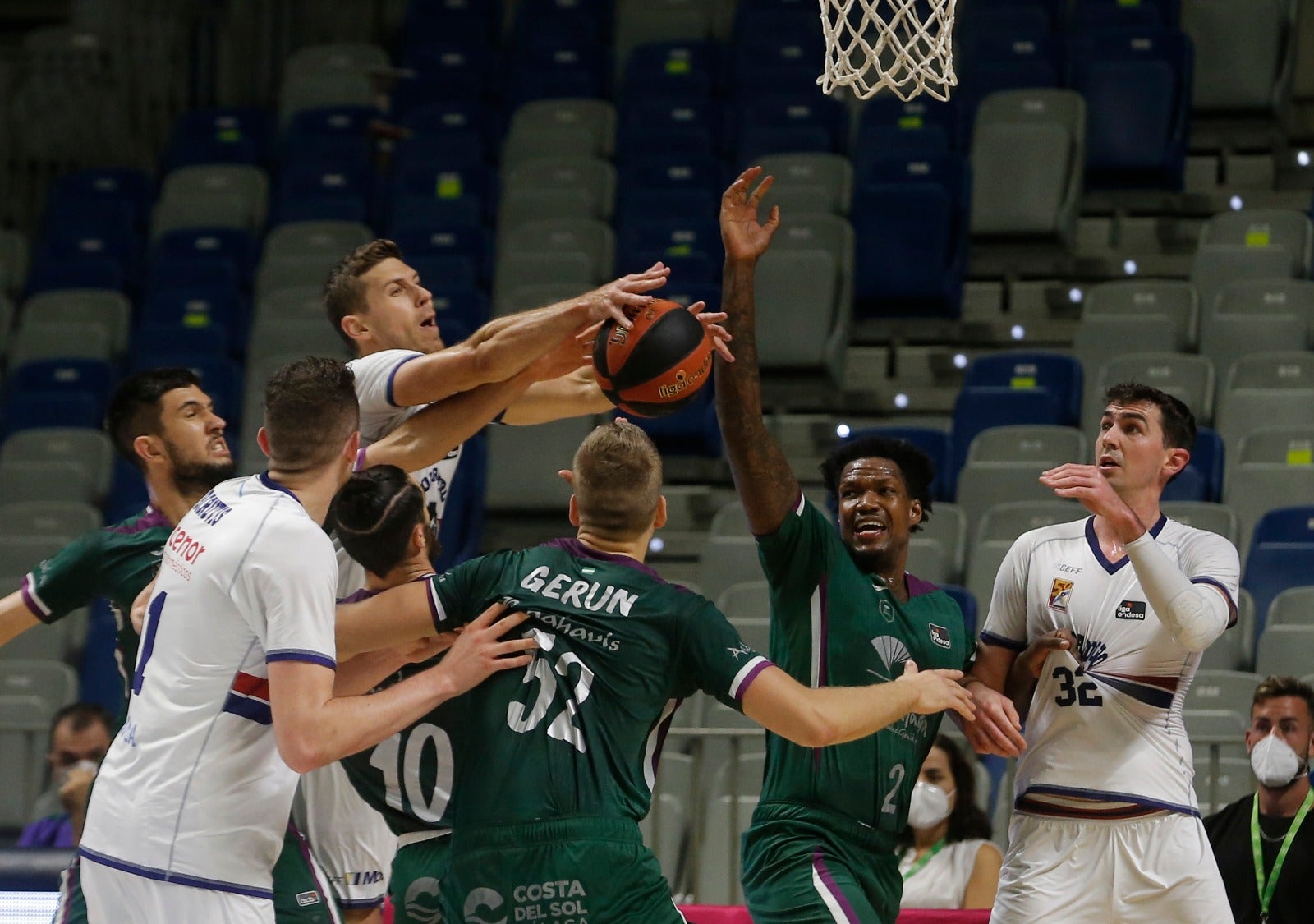 Fotos: Las mejores imágenes del Unicaja - Obradoiro