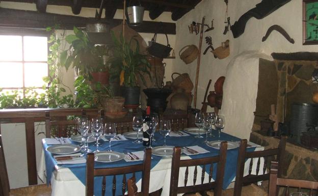  Salón del restaurante Anafe (Parauta)