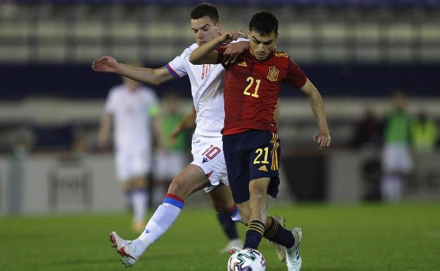 Pedri, en el partido de ayer. 