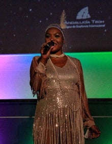 Imagen secundaria 2 - Distintos momentos de la gala de clausura.