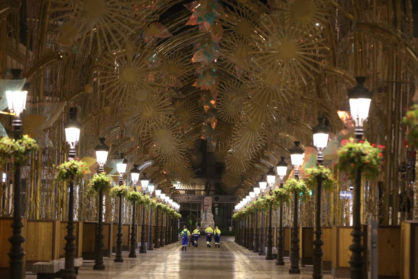 Decoración navideña en el Centro de Málaga 