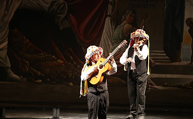 Imagen principal - Así cantaba Málaga hace 150 años