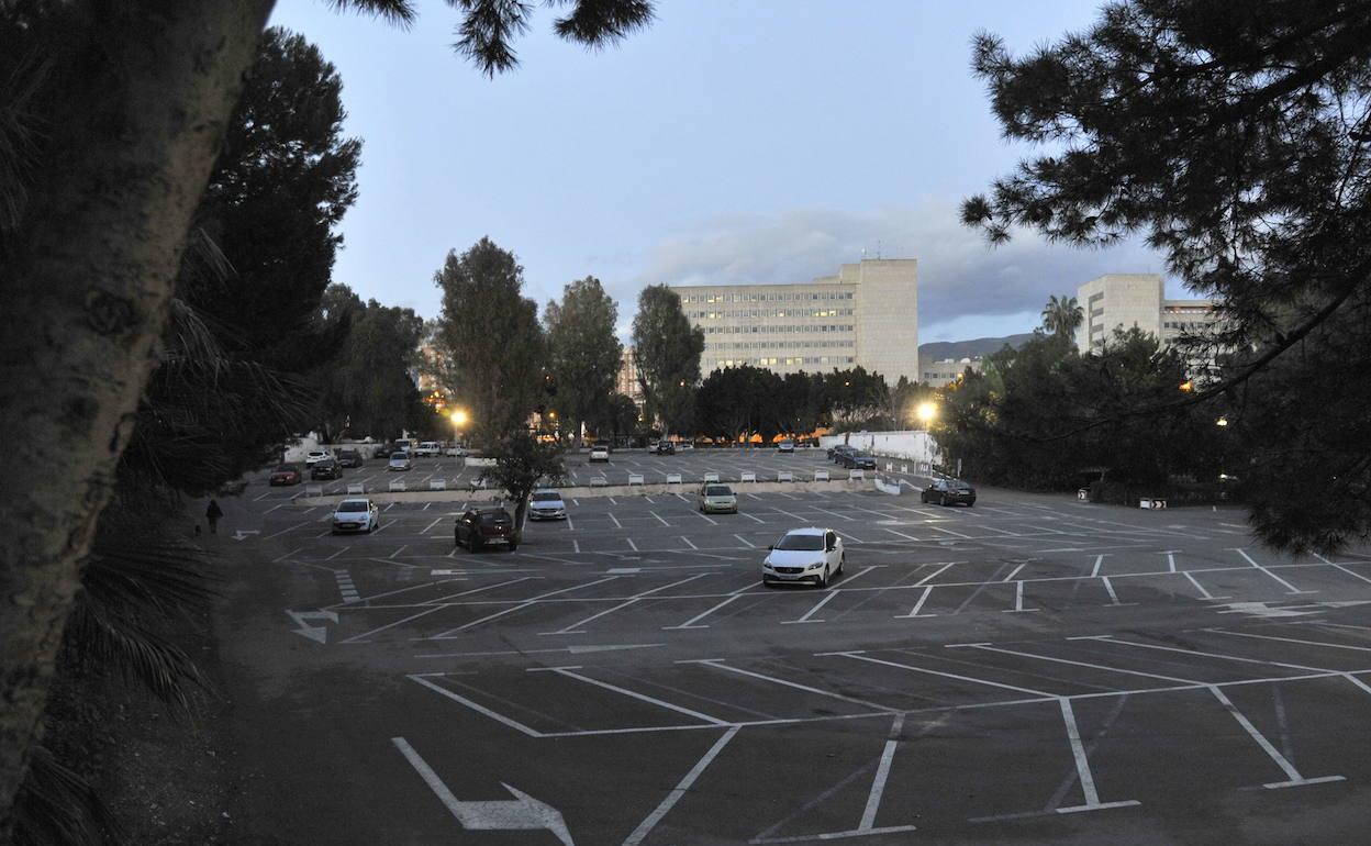 Terrenos donde está prevista la construcción del tercer hospital, a espaldas del Civil. 