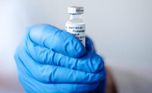 El Reino Unido tiene 50 hospitales preparados para empezar a vacunar la próxima semana