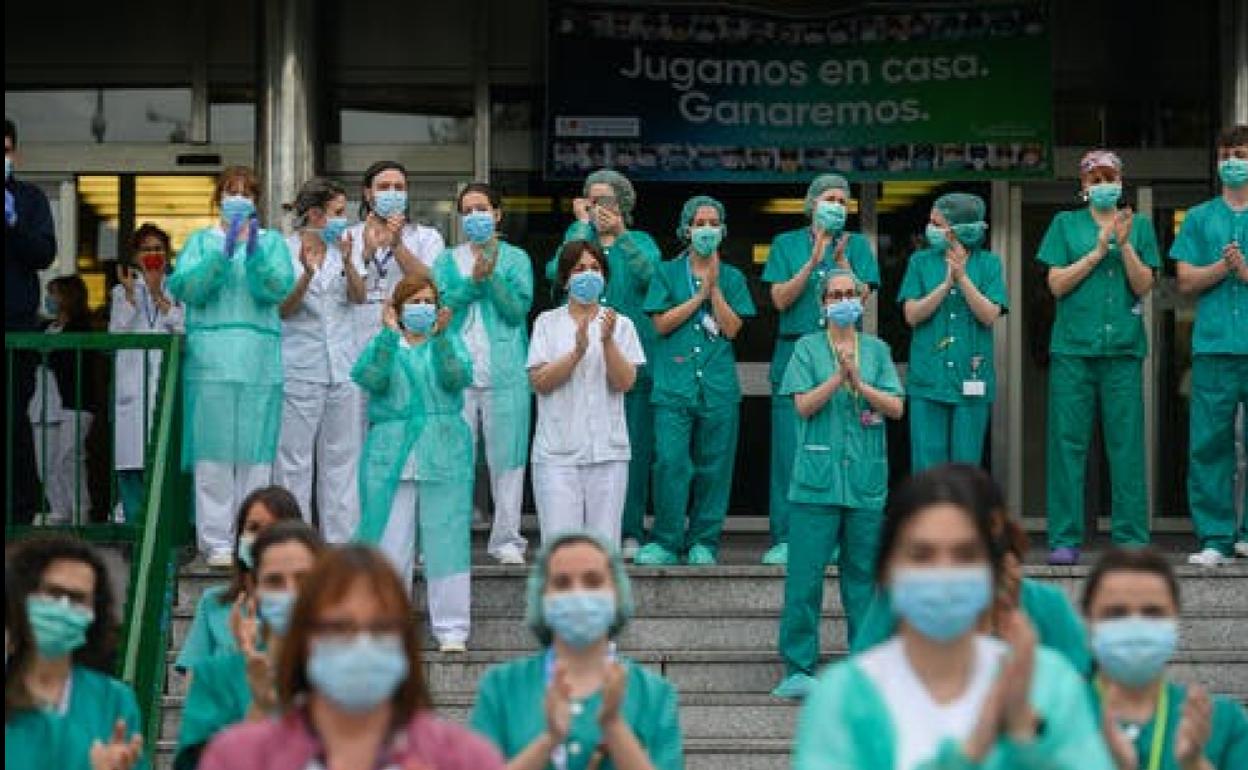 Los cuidados invisibles: las enfermeras detrás de la covid-19