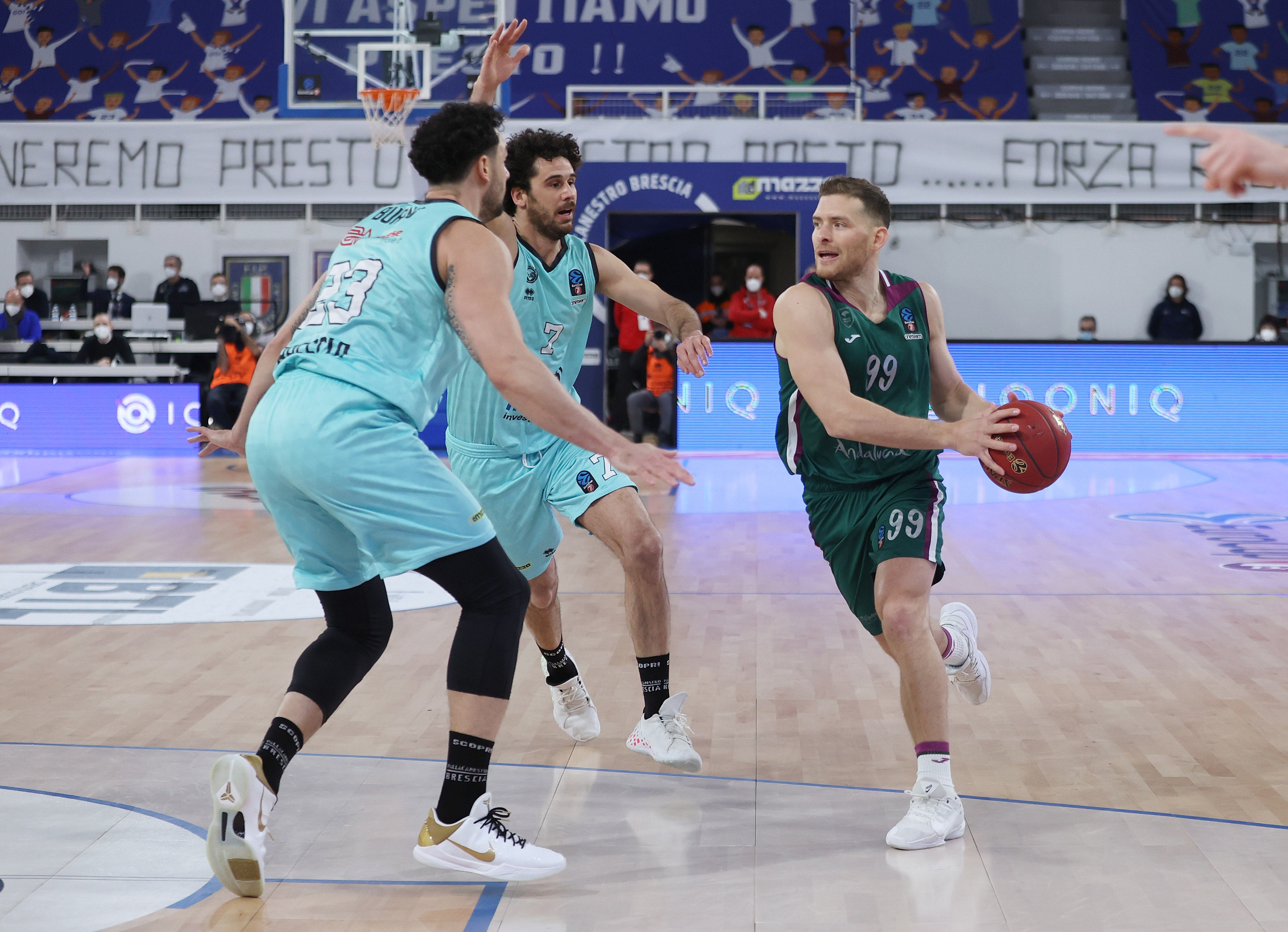 Fotos: Las mejores imágenes del Brescia-Unicaja de Eurocup