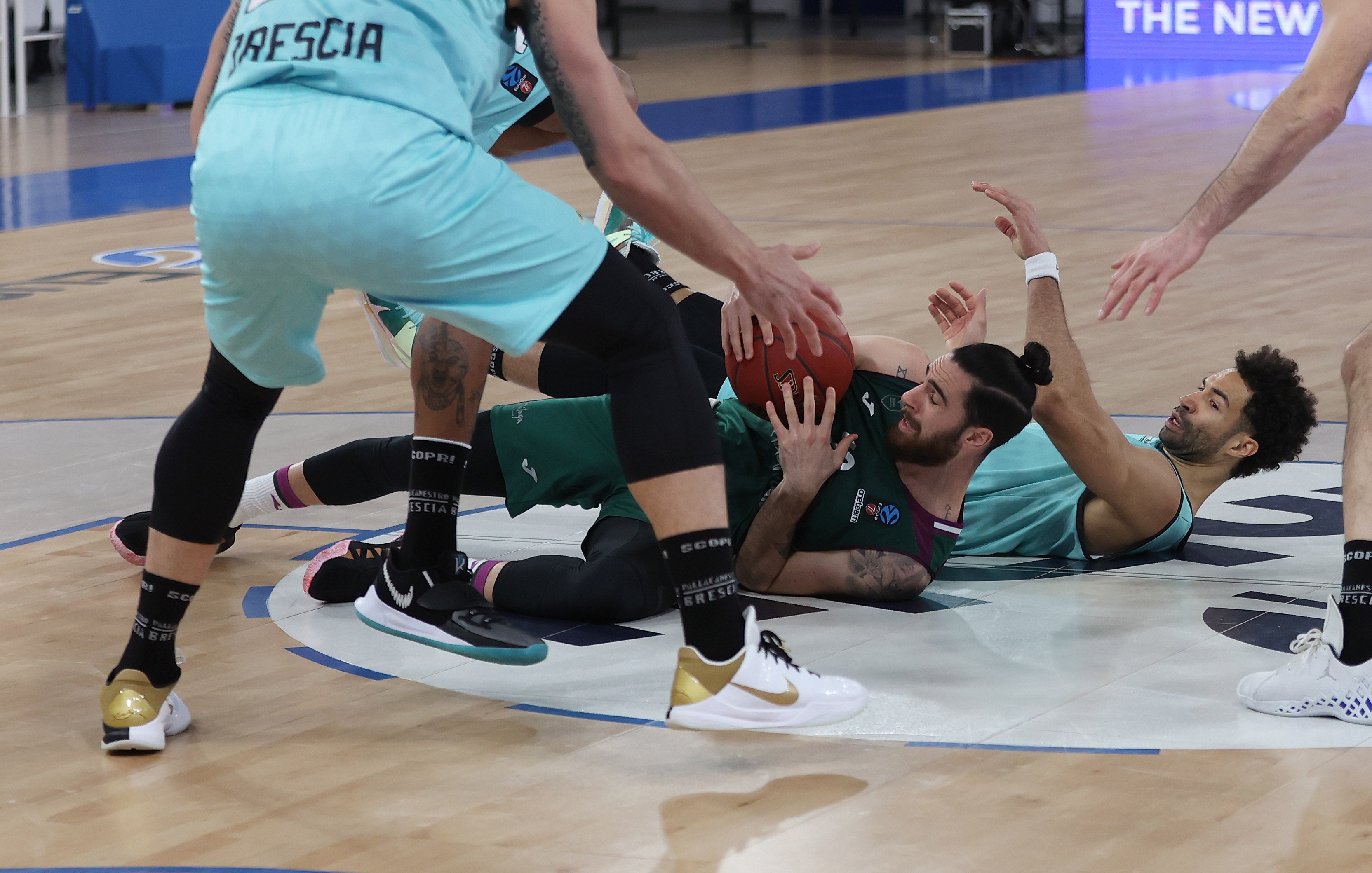 Fotos: Las mejores imágenes del Brescia-Unicaja de Eurocup