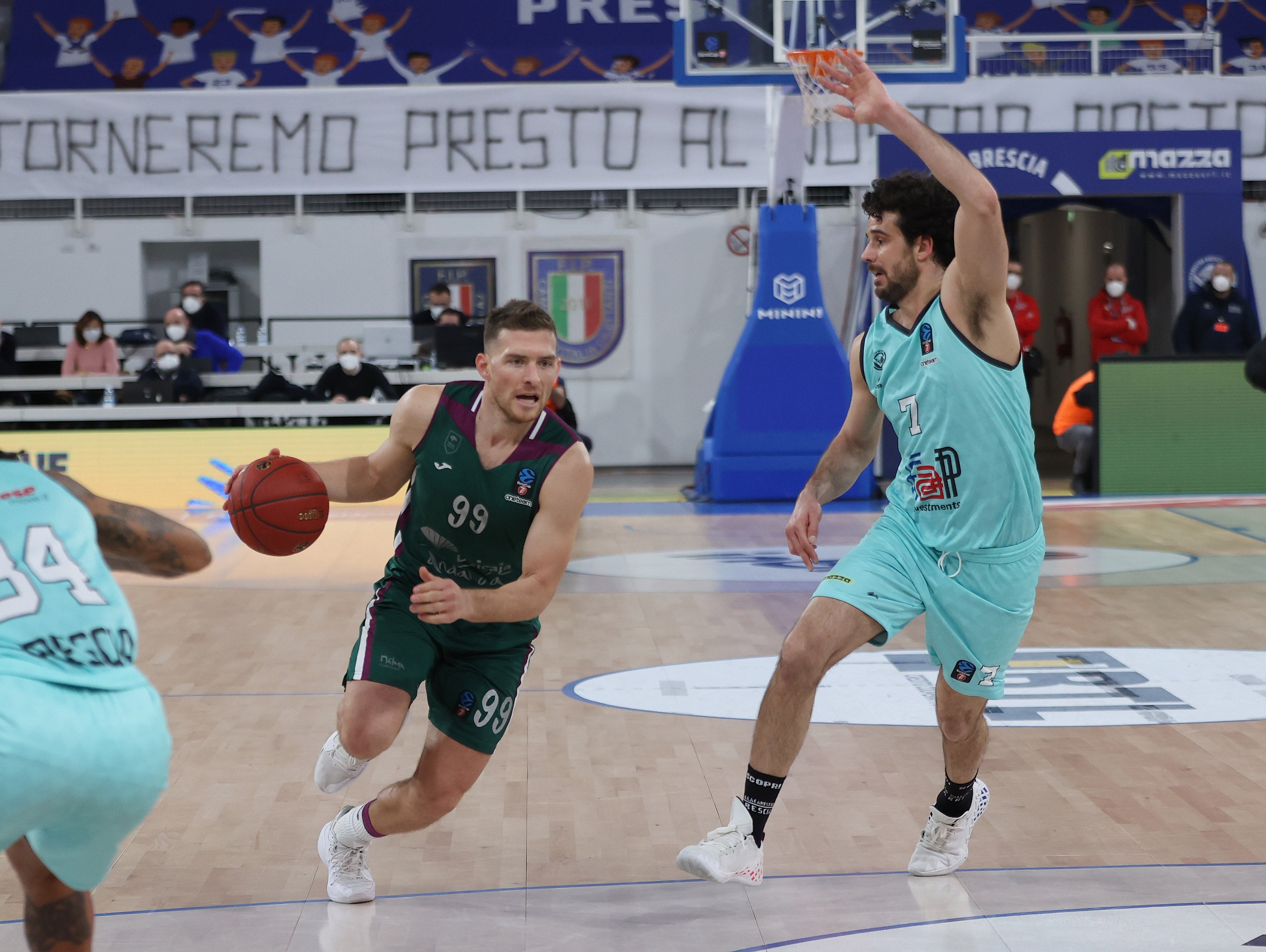 Fotos: Las mejores imágenes del Brescia-Unicaja de Eurocup