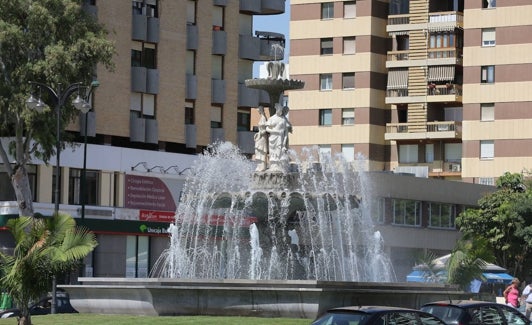 La fuente de las Gitanillas, de vuelta en la glorieta de Manuel Alcántara. 