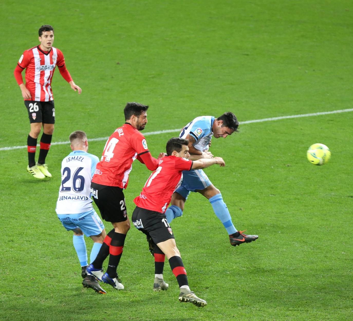 El partido se volvió a disputar en una Rosaleda sin público 