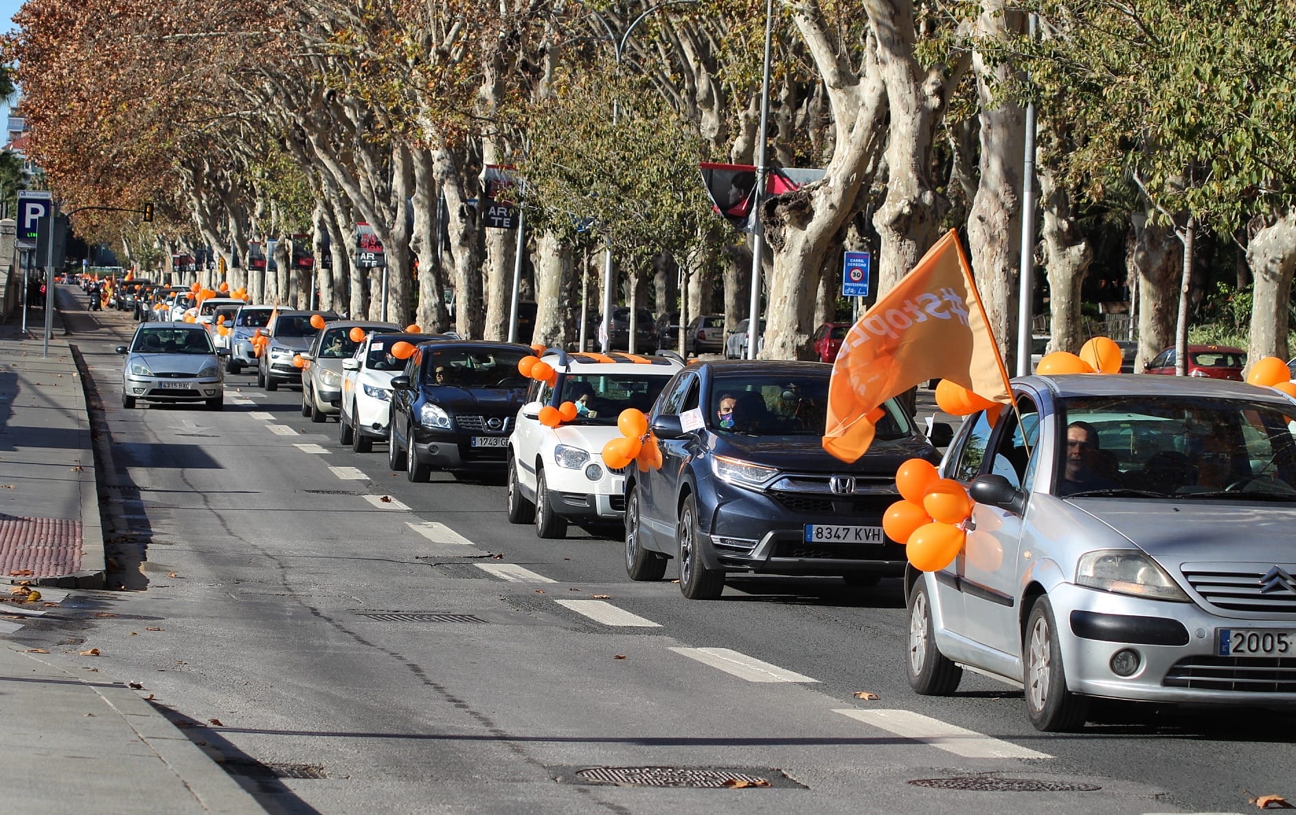 La caravana recorre calles del centro, desde la avenida de la Aurora al puente de la Misericordia