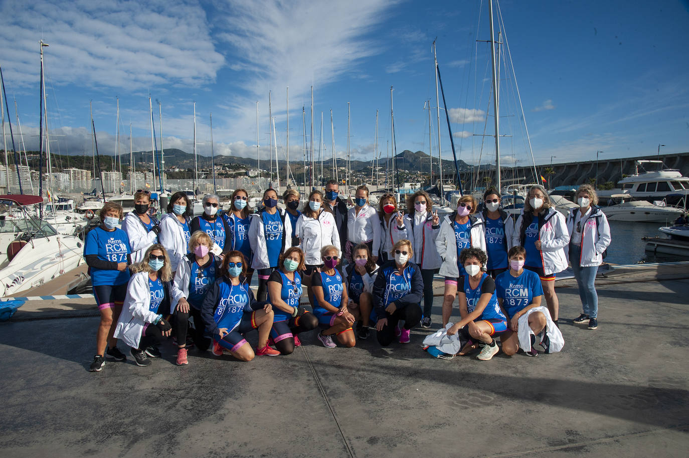 El Real Club Mediterráneo, escenario este domingo de la Regata de Invierno de Remo de Banco Fijo 'Ciudad de Málaga', organizada por el área de Deporte del Ayuntamiento de la ciudad, con el asesoramiento técnico de la Asociación Deportiva Málaga Dragon Boats BCS (Supervivientes del cáncer de mama)