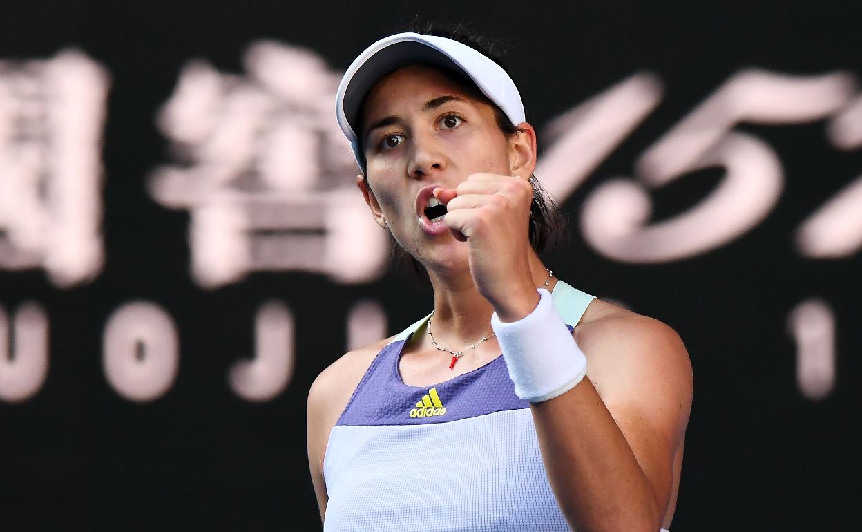 Muguruza celebra un punto en el Abierto de Australia.