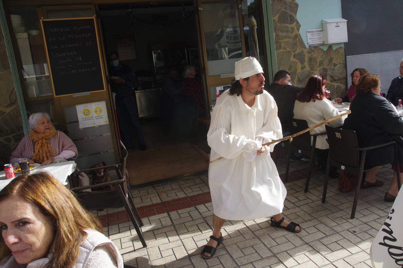 Los personajes del mundo del vino se pasean por Nueva Málaga. 