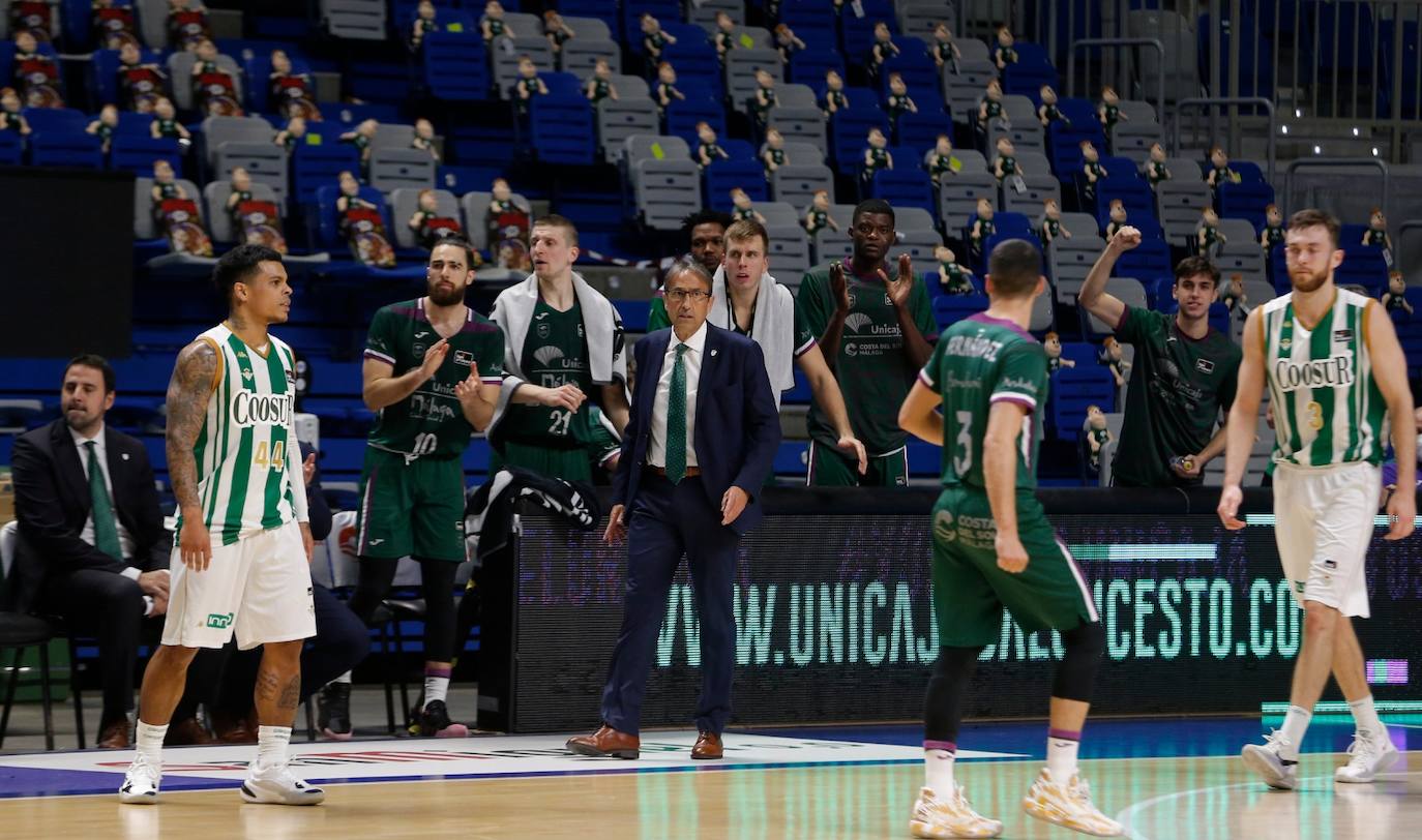 El Unicaja pierde en casa con el Betis en la prórroga. 