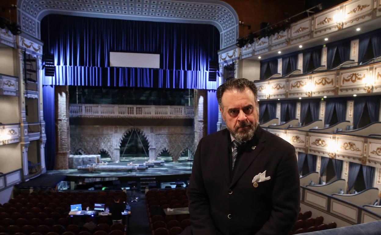 Carlos Álvarez celebra los 30 años de su debut como solista en el Teatro de la Zarzuela