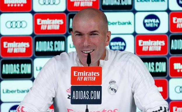 Zinedine Zidane, durante la rueda de prensa previa al Elche-Real Madrid.