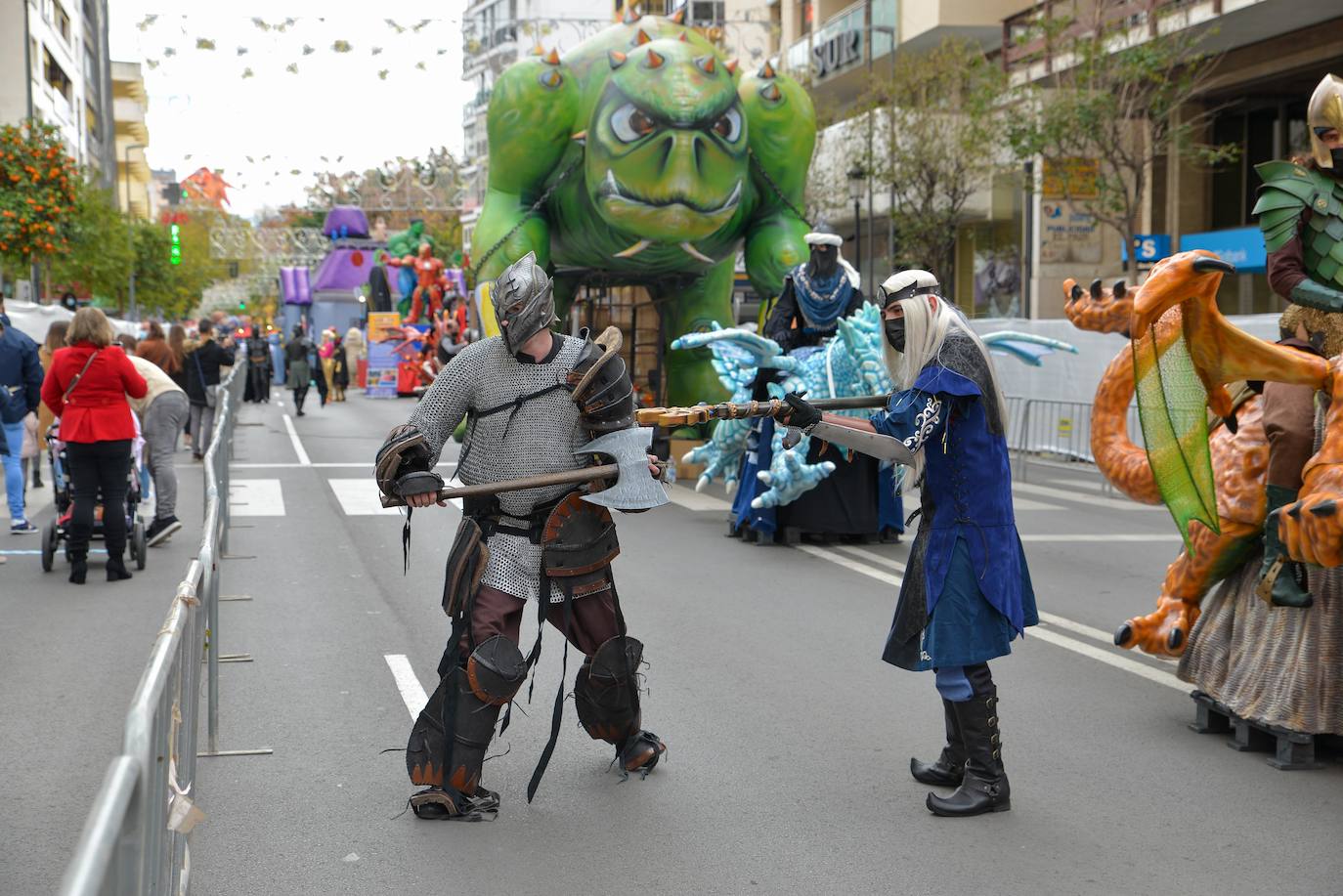 El Ayuntamiento de Marbella ha sustituido la Cabalgata de los Reyes Magos por un circuito en formato estático, situado en la Avenida Ricardo Soriano, entre el Paseo de la Alameda y el edificio de Marqués de Salamanca. El circuito está vallado y se transita caminando