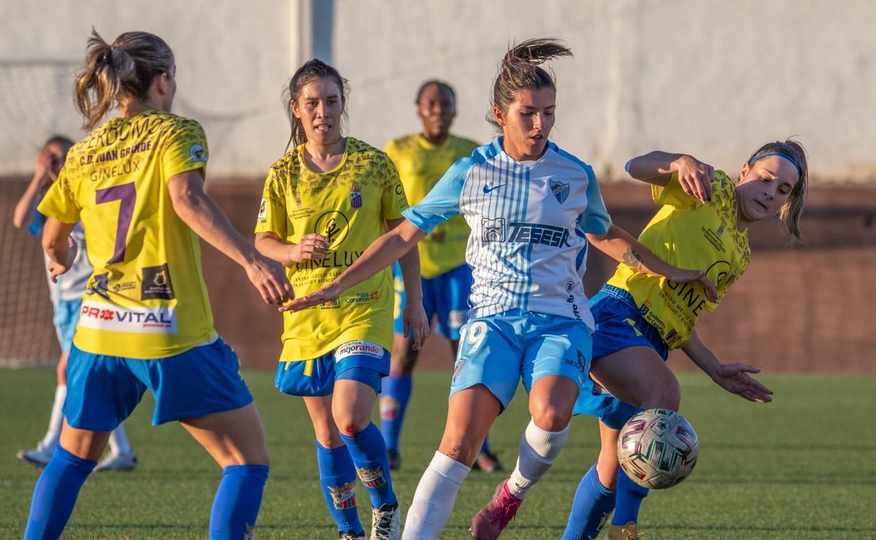 El Málaga, obligado a reaccionar, recibe a un Granada que se mantiene invicto
