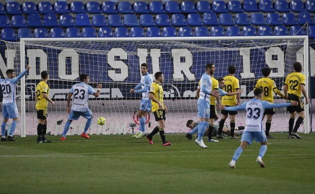 El Málaga, obligado otra vez a conformarse con un punto en casa (1-1)