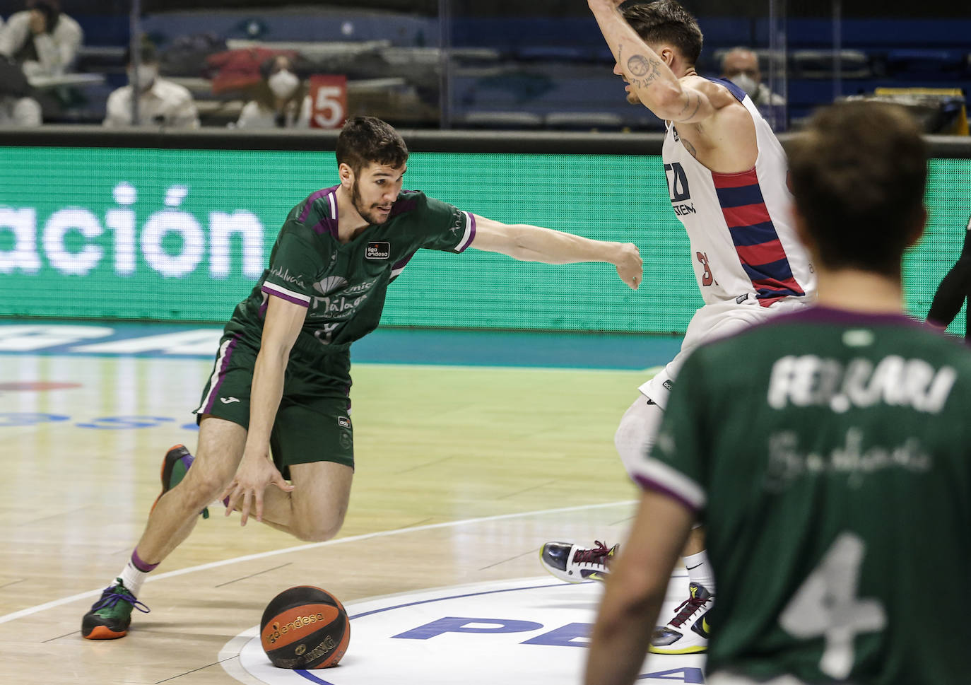 El Unicaja, derrotado en casa por el Baskonia. 