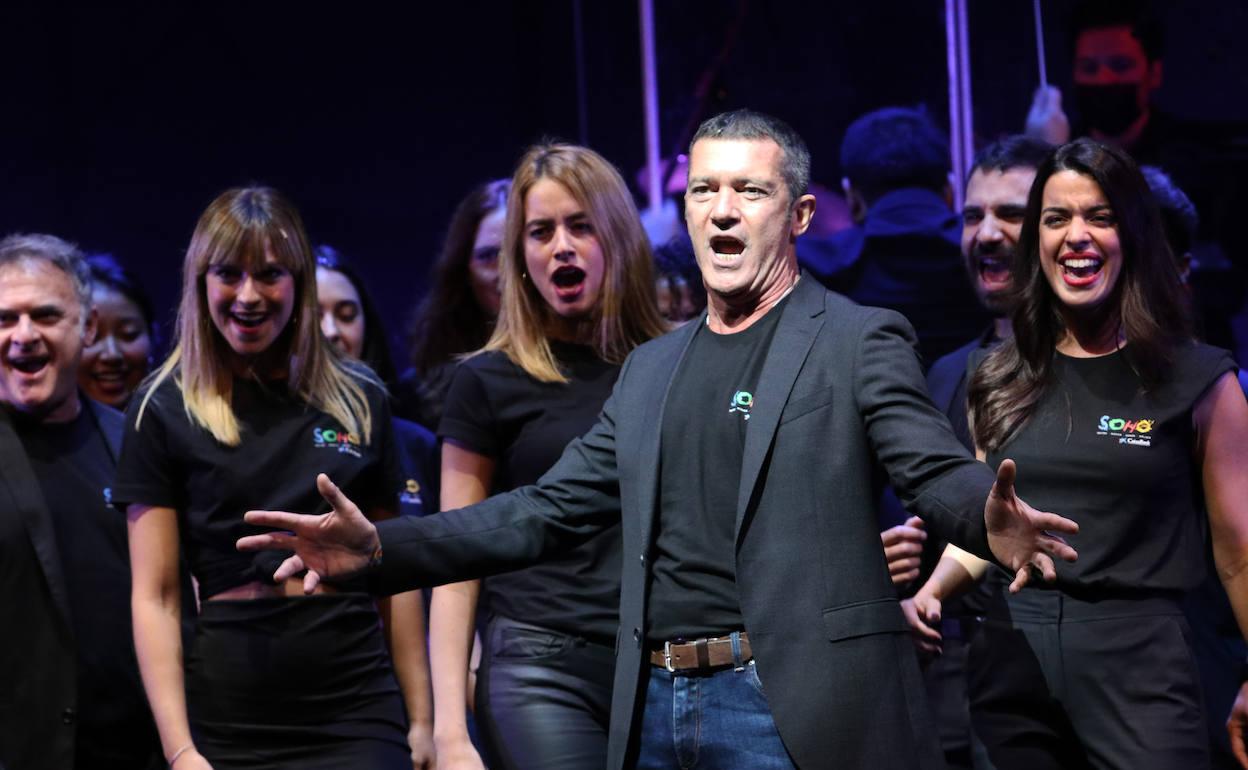 Banderas ofreció un avance de 'Company', el próximo musical del Soho CaixaBank. 