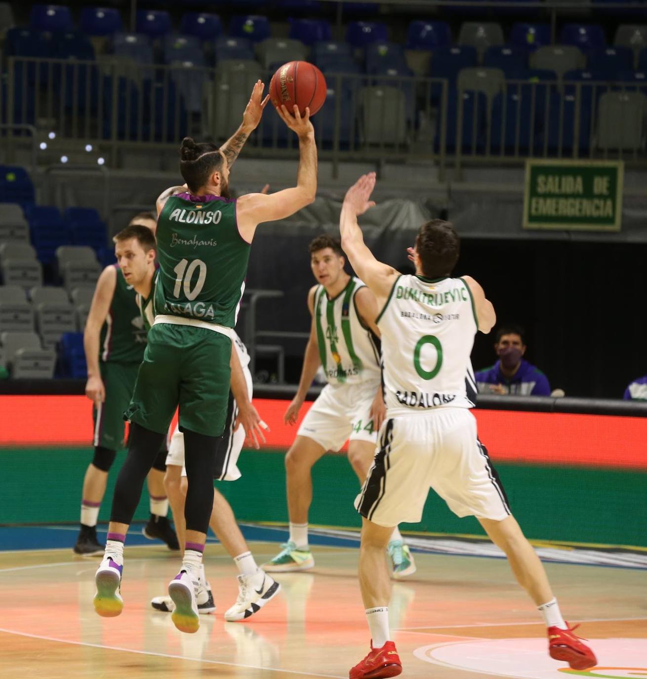 La segunda fase de la Eurocup arrancó en el Martín Carpena