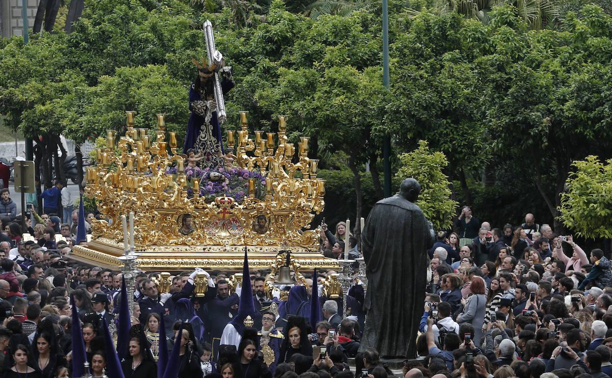 Salida procesional de Nuestro Padre Jesús Nazareno Titulado 'El Rico'. 