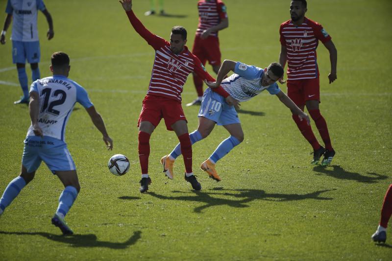 El Málaga reaccionó demasiado tarde ante el Granada (1-2)