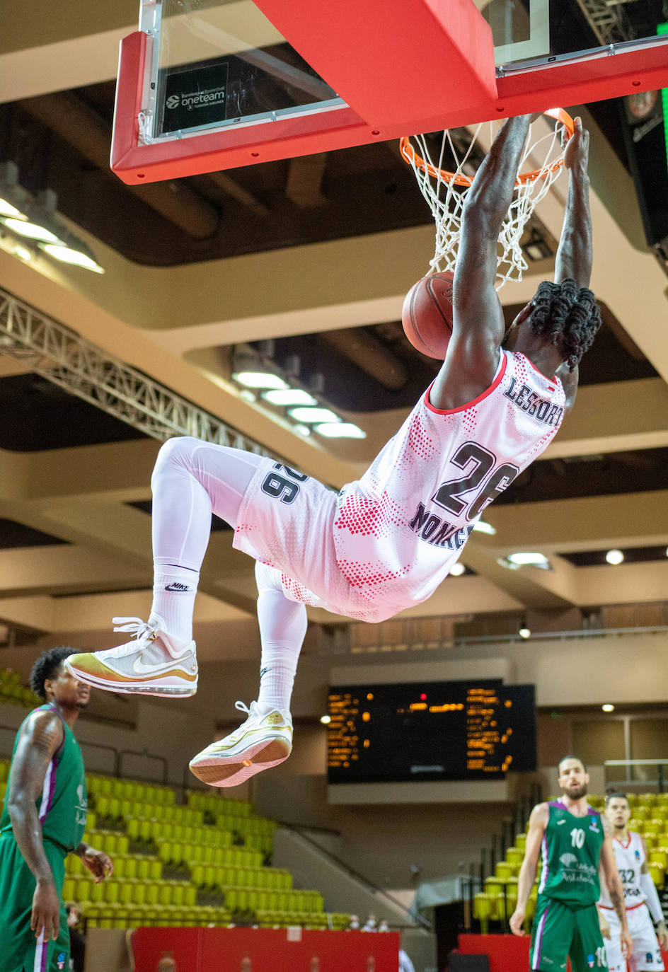 Mal partido del Unicaja, que perdió por 90-71 