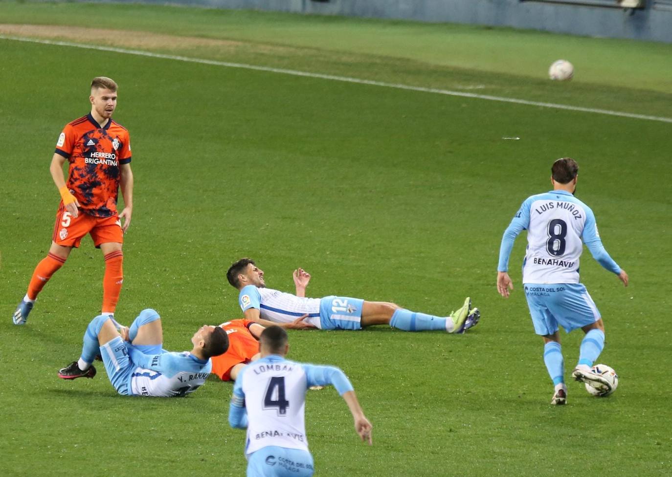 El Málaga, obligado a remontar desde los primeros minutos 