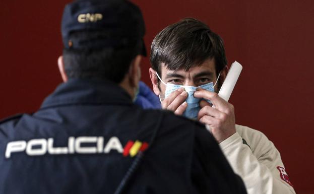 El aumento desbocado de contagios eleva a 34 los municipios de Málaga que cierran toda actividad no esencial