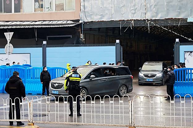 La OMS visita el epicentro de la pandemia