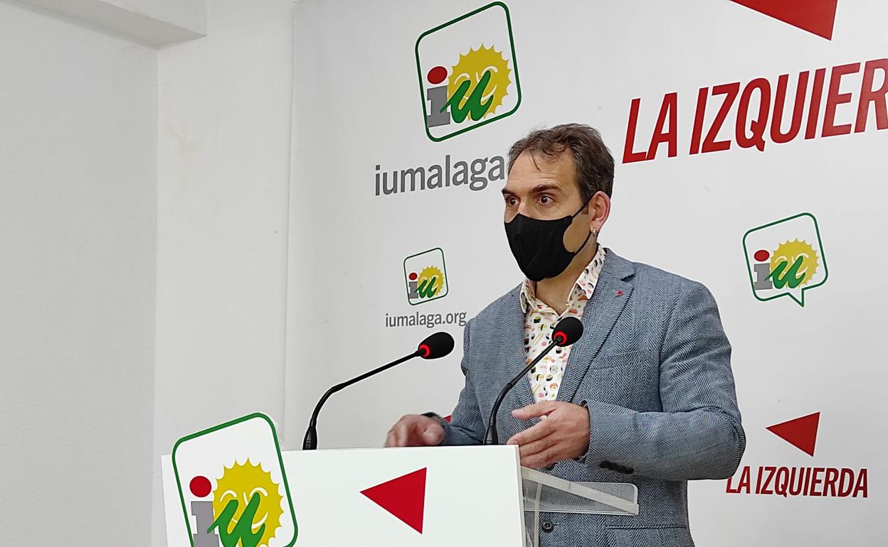 Valero, esta mañana, en la sede provincial de IU en Málaga.