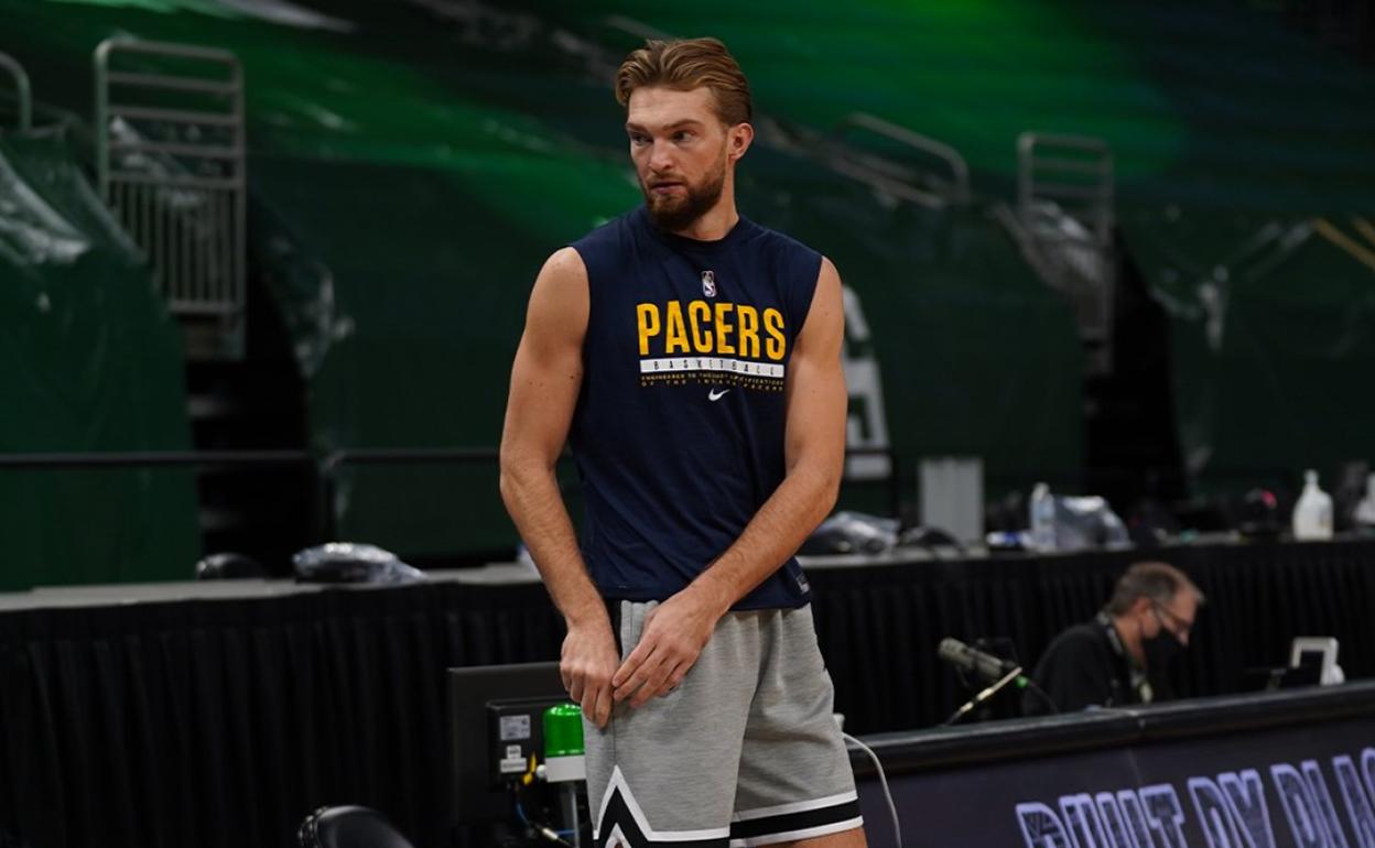 Domantas Sabonis, antes del partido ante los Bucks 