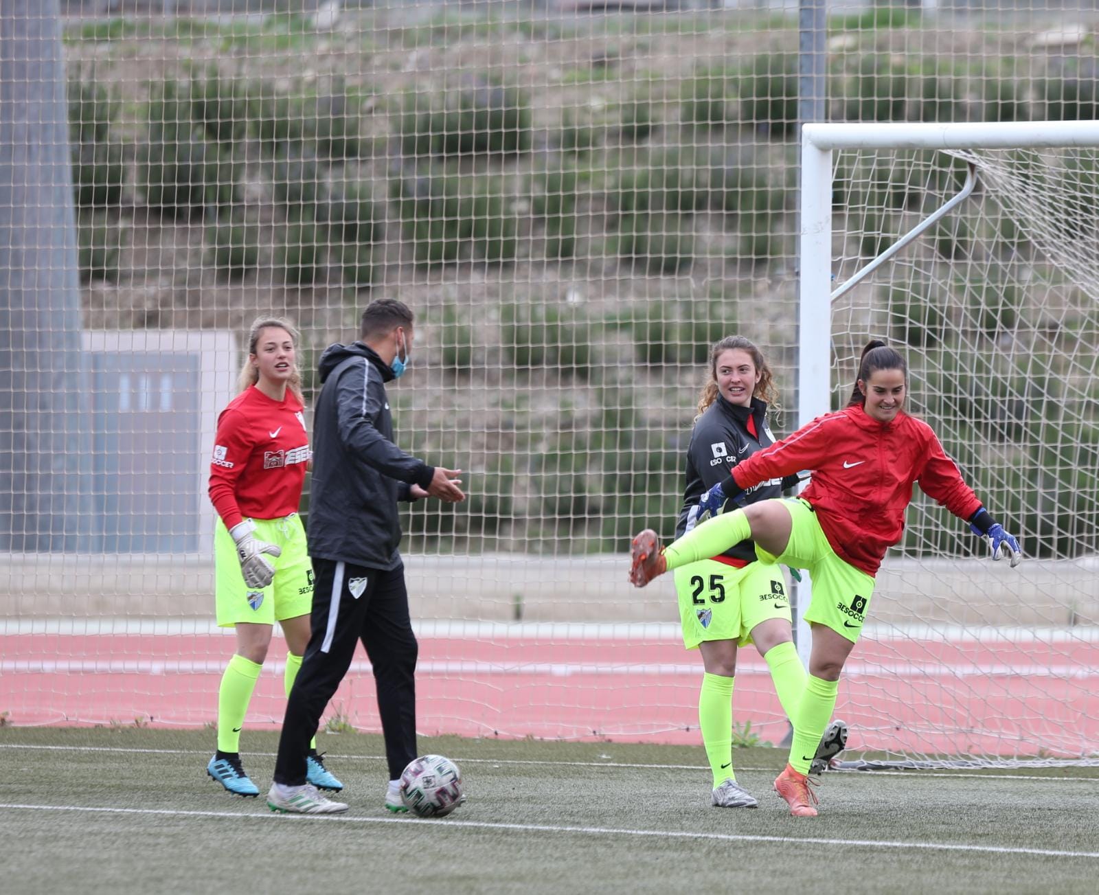 Fotos: Las mejores imágenes del Málaga femenino - Granadilla B