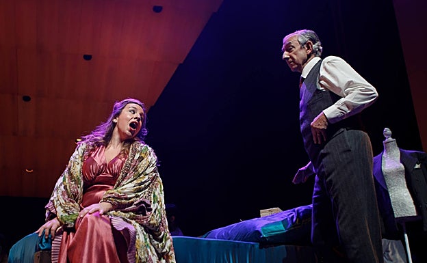 Imagen principal - Berna Perles, en 'Manon Lescaut'. 