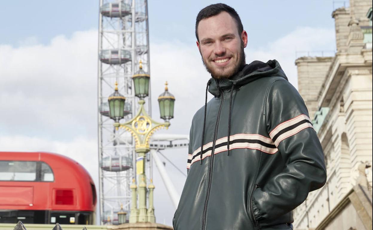 El 'au pair' Ethan Blasco en el centro de Londres.