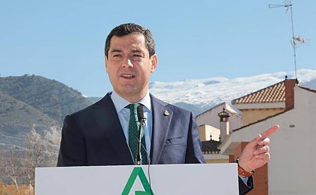 Juanma Moreno, este viernes en Padul