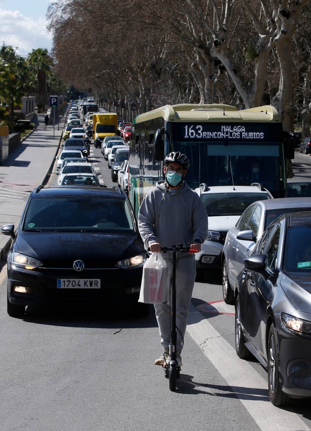Entre las 14.00 y las 15.00 se produjo una cola que llegaba desde el inicio de la experiencia piloto hasta Muelle Heredia