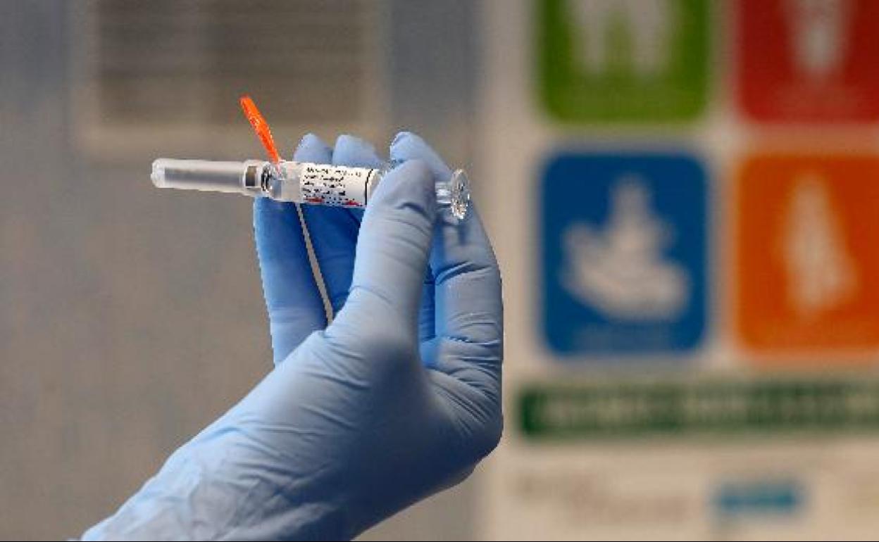 La Junta anuncia que la vacunación de las Fuerzas y Cuerpos de Seguridad comenzará la primera semana de marzo