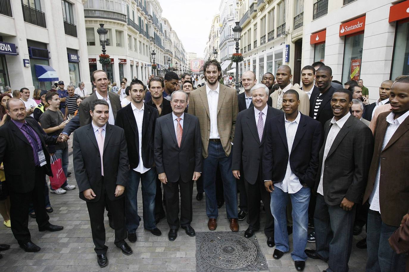 Gasol ha preparado en Málaga varias citas con la selección española y jugó un amistoso contra el Unicaja cuando militaba en los Memphis Grizzlies de la NBA 