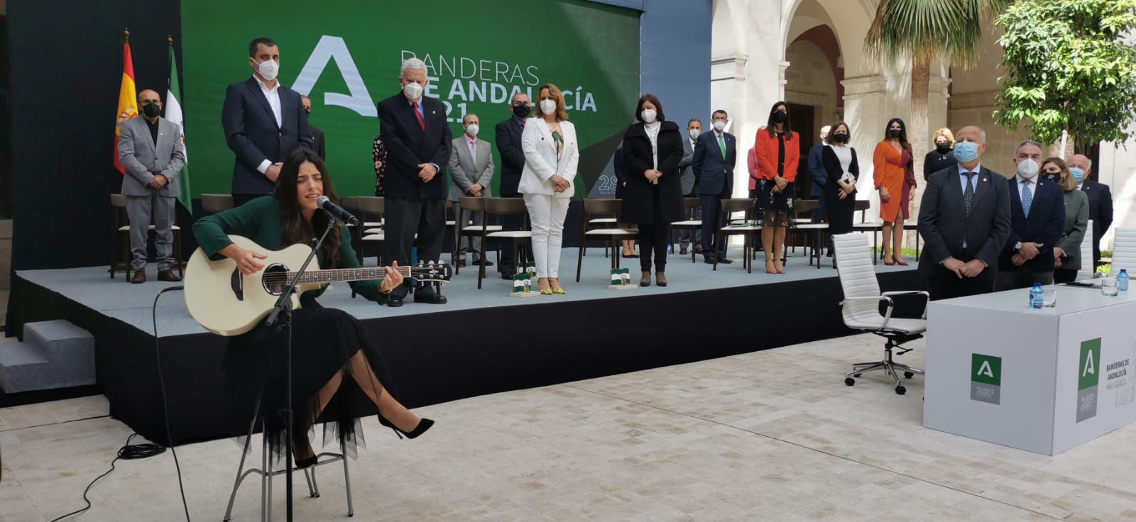 Acto institucional con motivo del 28F y la entrega de distinciones a una decena de personas y entidades, cuya labor y dedicación es reconocida con la Bandera de Andalucía