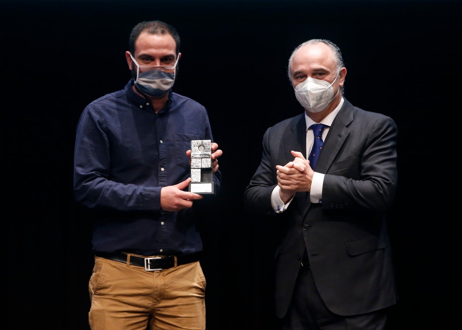 SUR y Fundación La Caixa premian el compromiso social de entidades y personas en un acto celebrado en el Auditorio del Museo Picasso Málaga